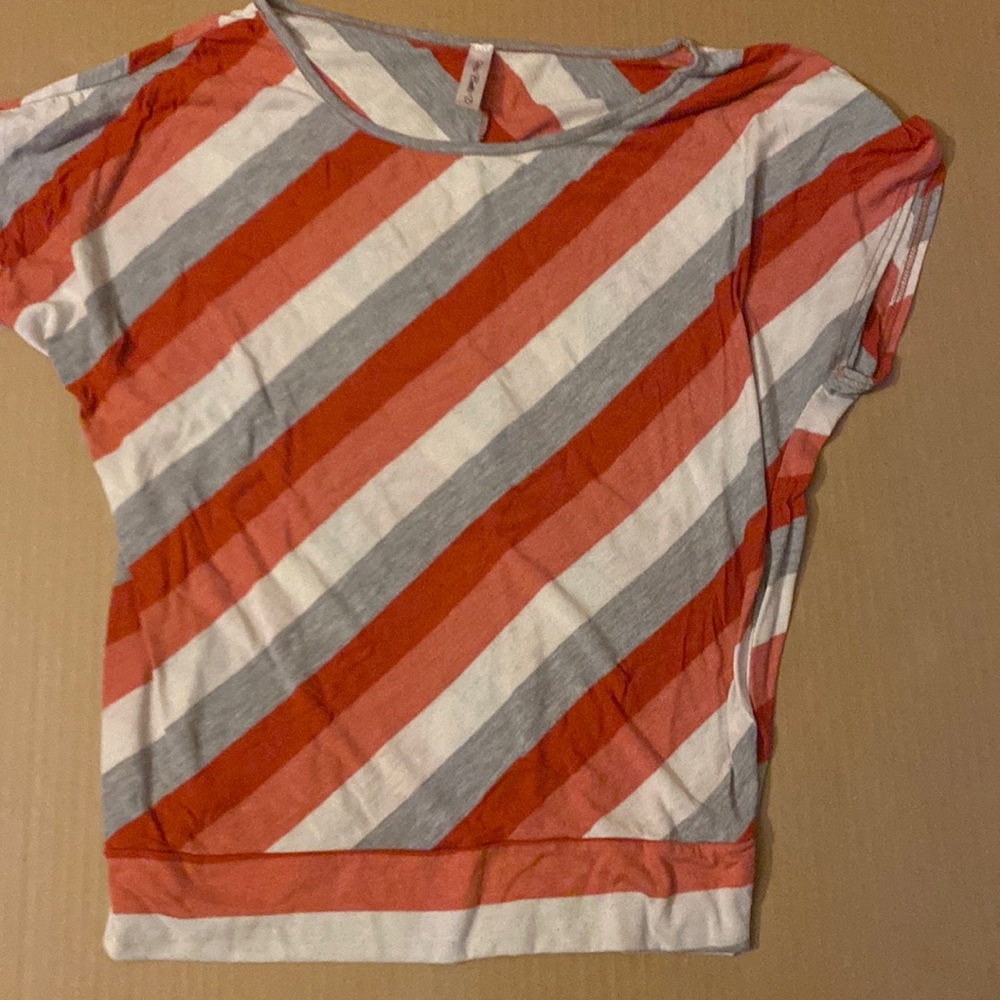 Vintage ‘Ms Bella D’ top.